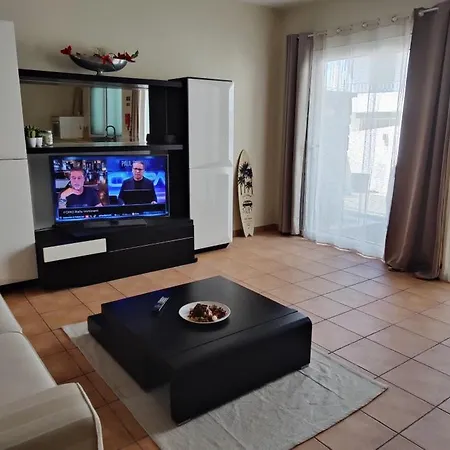 Apartment Villamadeira Basement In *